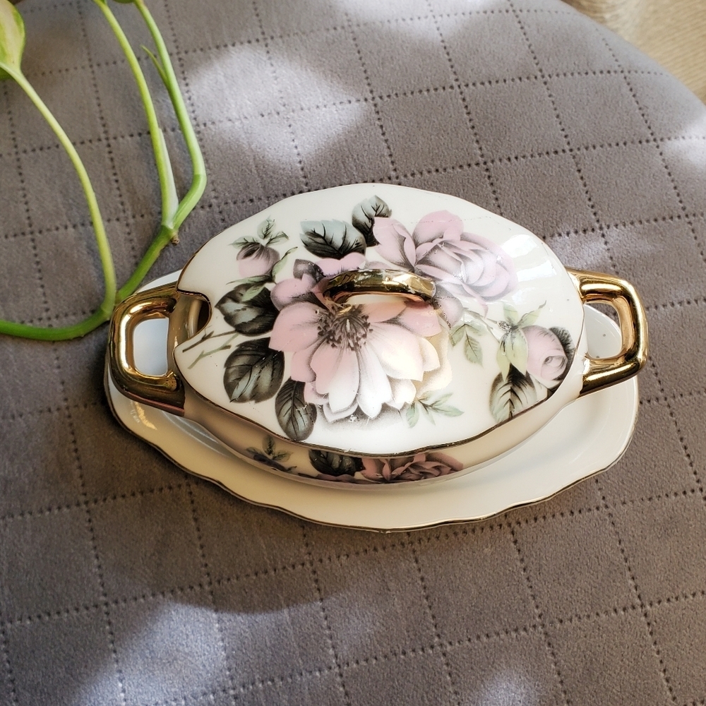 Floral Gravy Server with Gold Accents